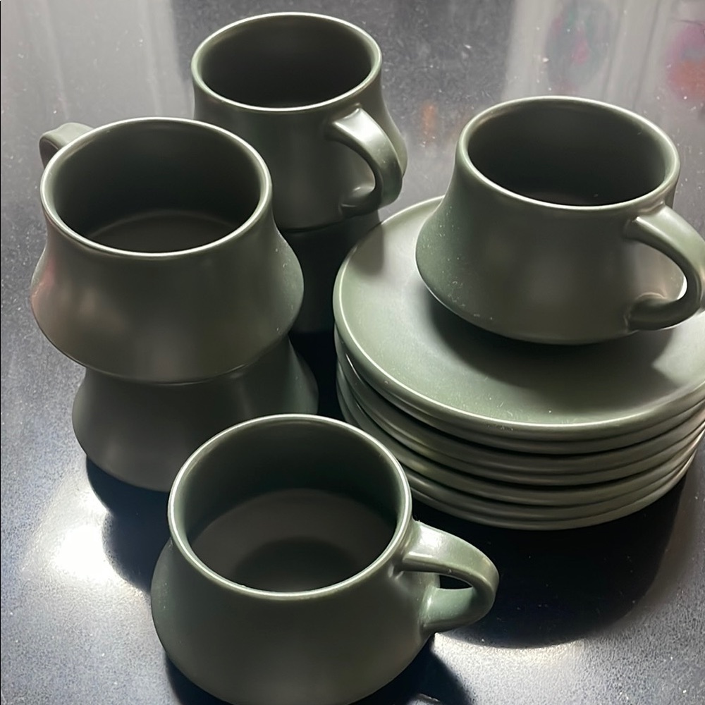 Small Coffee Cups…Very Cool